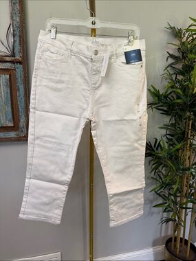 Soho White Cropped Stretch legging Jeans for Women NWT 12